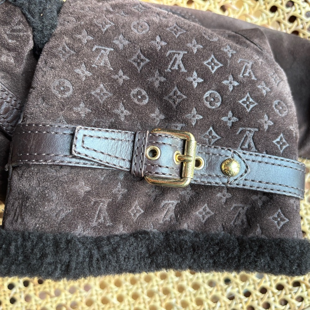 Louis Vuitton monogram brown suede Winter Boots - Picture 3 of 12